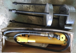 泉州新设备磨辊轴承拆卸工具